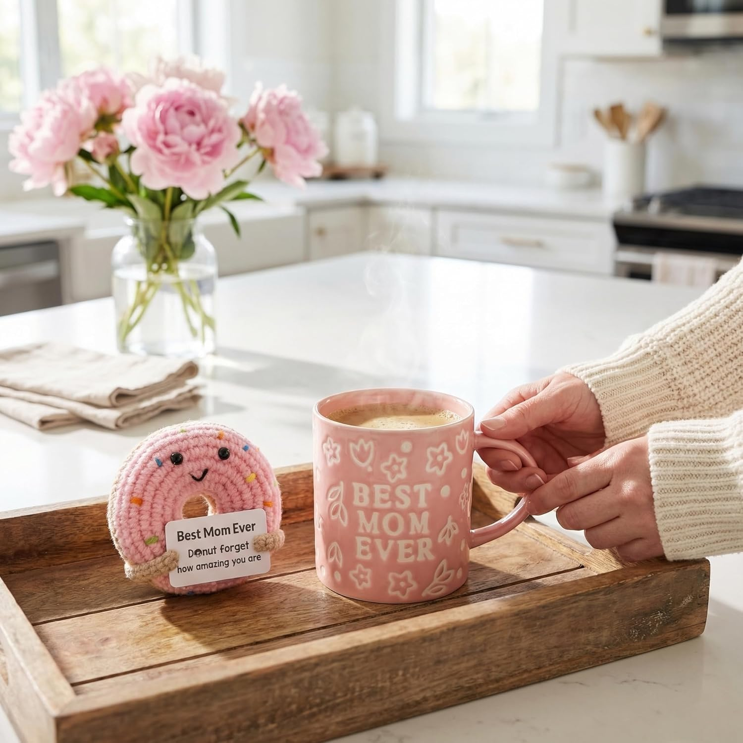 Best Mom Ever Gift Set – Pink Floral Embossed Mug & Handmade Donut Crochet, Mother's Day Gift from Daughter